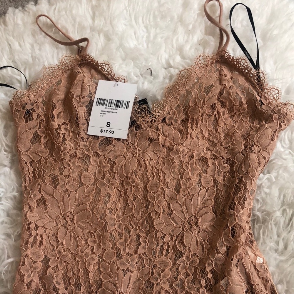 Forever21 lace bodysuit - Picture 2 of 2